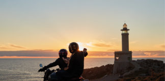O bono turístico #QuedamosenGalicia está dispoñible dende hoxe para todos os galegos