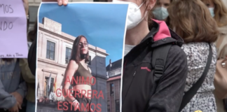 A moza agredida o pasado xoves permanece en estado moi grave mentres continúa a investigación