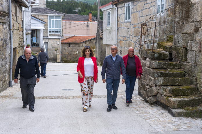 Visita de Manuel Baltar ao concello de Porqueira (1)