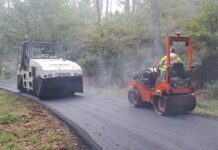 Nova pavimentación na estrada de acceso ao pobo de Alemparte, na parroquia de Loureiro do Irixo