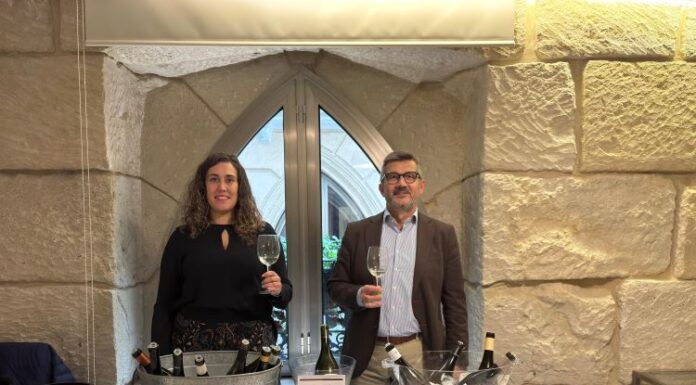 A D.O. Ribeiro presenta un total de 13 viños da pasada colleita no ‘Salón de las Medallas UEC” de Alacante