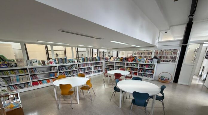 A Biblioteca Municipal do Carballiño recupera por completo a súa actividade coa reapertura da sala de préstamos