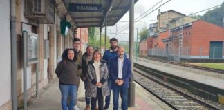 O deputado do BNG, Néstor Rego, reclama ao Goberno impulsar os servizos ferroviarios na comarca do Ribeiro