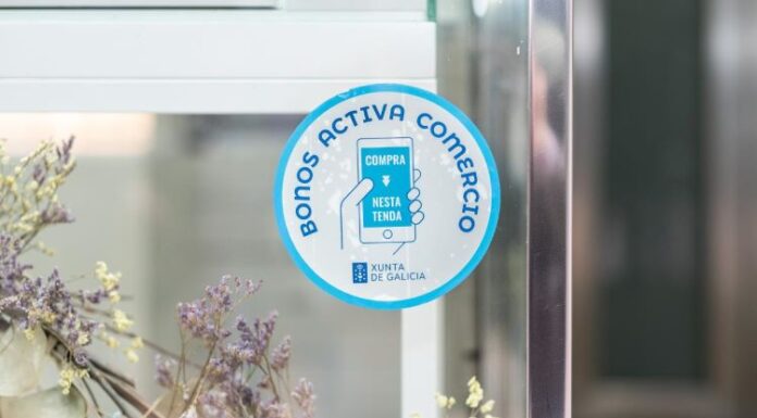 Os bonos Activa Comercio da Xunta incentivan as compras en 84 establecementos do Carballiño
