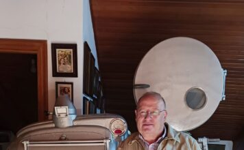 O Premio Arenteira en cultura e investigación é para Ernesto Romero e a súa traxectoria no Novocine de Leiro