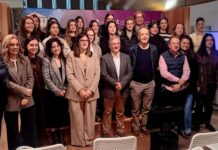 Mulleres emprendedoras de toda a provincia intercambian experiencias no futuro ‘Museo do Papel’ do Carballiño