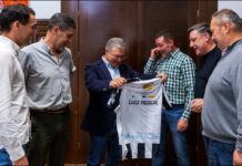 Luis Menor felicita ao Antela CF polo seu triplo ascenso que marca un “fito histórico” no fútbol provincial