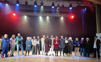 A Aula de Teatro do Campus de Vigo recibíu o ‘Premio Tiruleque’ da 17ª Mostra de Teatro Amador
