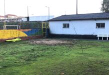 O Concello do Carballiño mellora a drenaxe do patio de infantil nas instalacións do CEIP Calvo Sotelo na Uceira