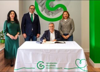 A Deputación reforza a súa colaboración coa AECC de Ourense con dous convenios para promover espazos sen fume e hábitos de vida saudables