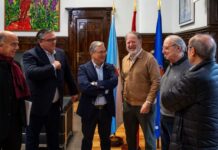 Luis Menor reúnese coa directiva do Pabellón CF para escoitar as súas necesidades e apoiar a súa iniciativa inclusiva