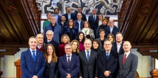 Luis Menor referenda o compromiso da Deputación coa UNED na recepción ao Consello do Campus Noroeste