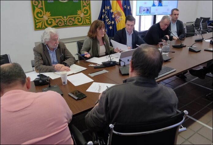 Rosendo Fernández na reunión de Femembalses - 2