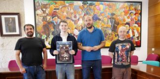 A asociación Monxes do Tentáculo impulsa un espazo lúdico no ‘Bó Día Familia’ e presenta o xogo “El Pacto”