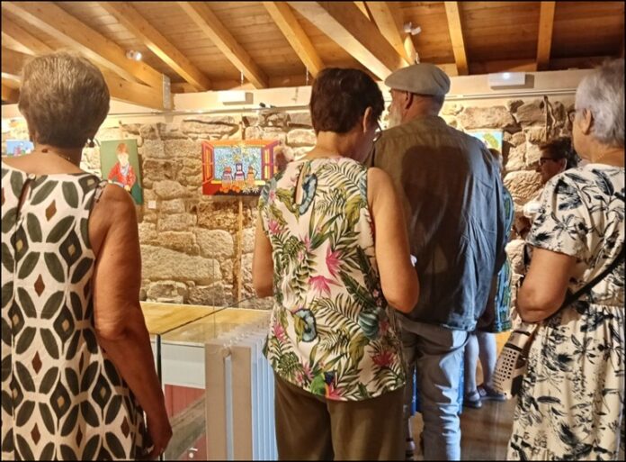 foto 1..portada. Artista plástico Xosé Eladio de visita guiada a exposición