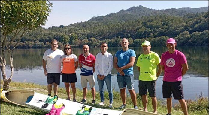 A Deputación reforza o apoio ao piragüismo de base coa entrega de material aos clubs da provincia